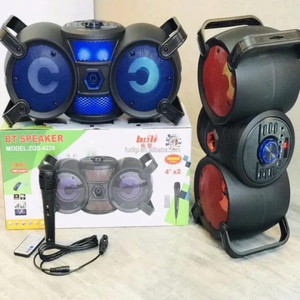 Enceinte Bluetooth ZQS-4229 avec LED RGB colorées en fonctionnement.