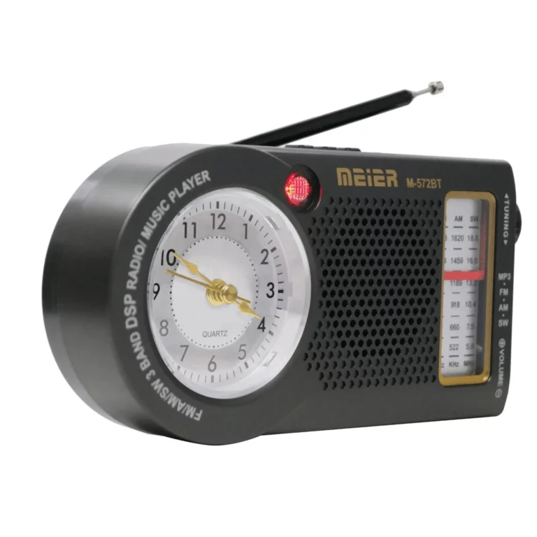 Radio Bluetooth MEIER M-572BT avec horloge intégrée – vue avant.
